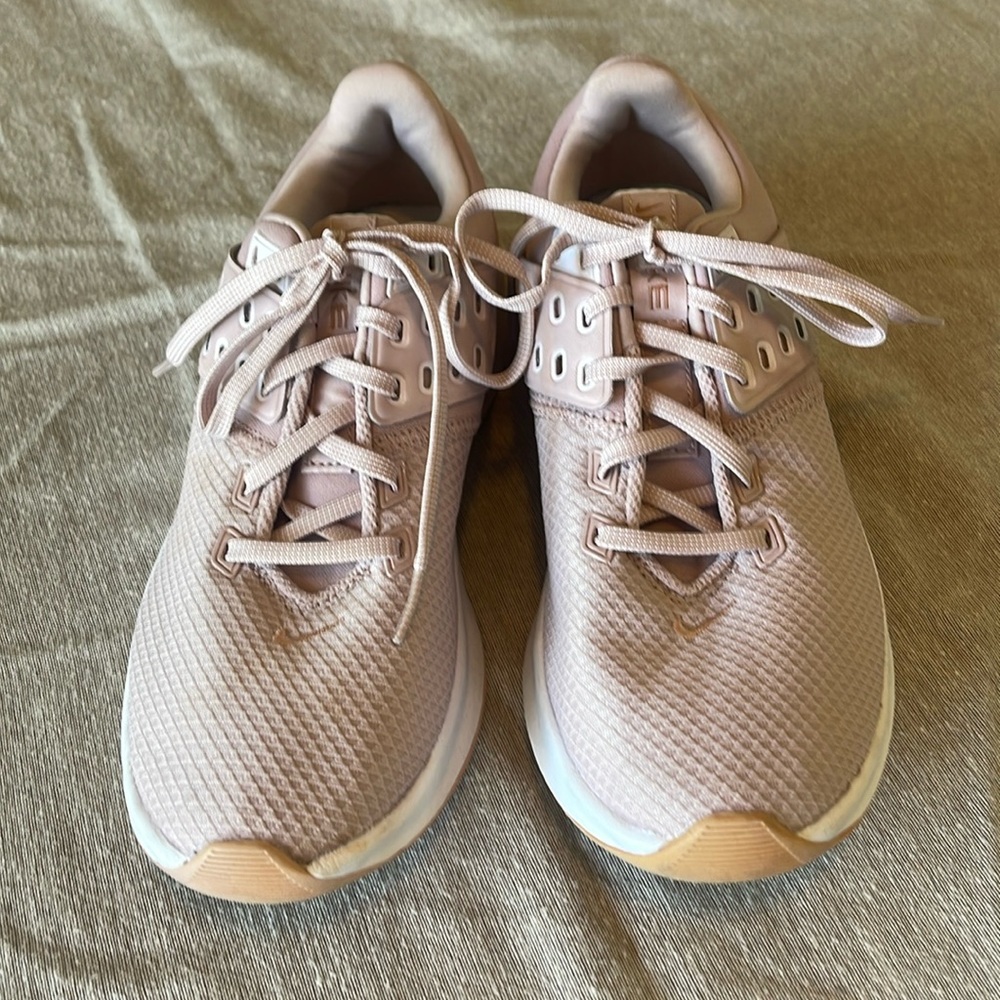 Women’s Nike Athletic Trainers